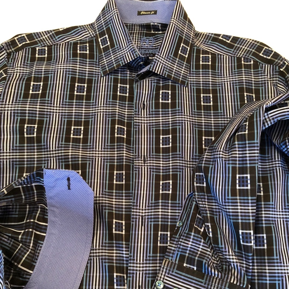 Bugatchi dress shirt, like new condition